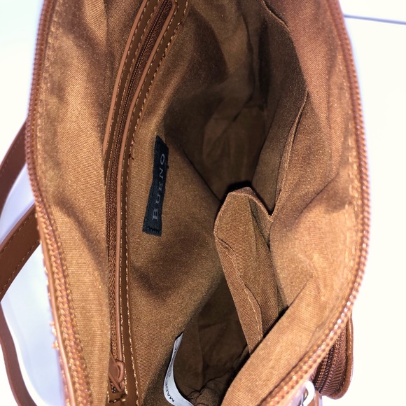 Bueno cross body bag - Picture 8 of 9